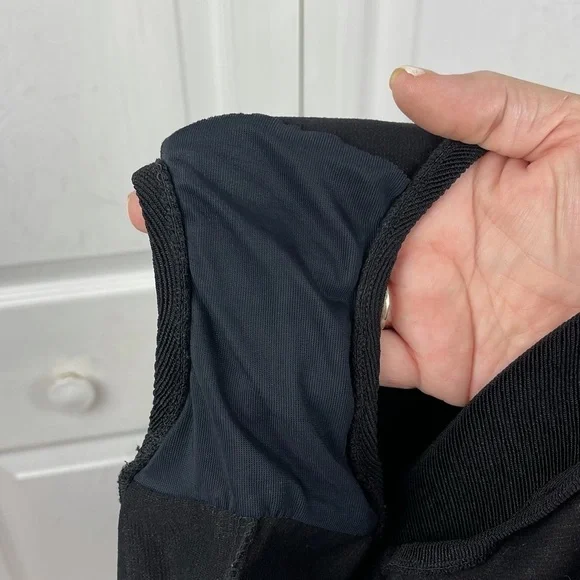 Color Block Stripe Textured One Piece High Neck Keyhole Back Swimsuit - Vintage - Picture 11 of 13